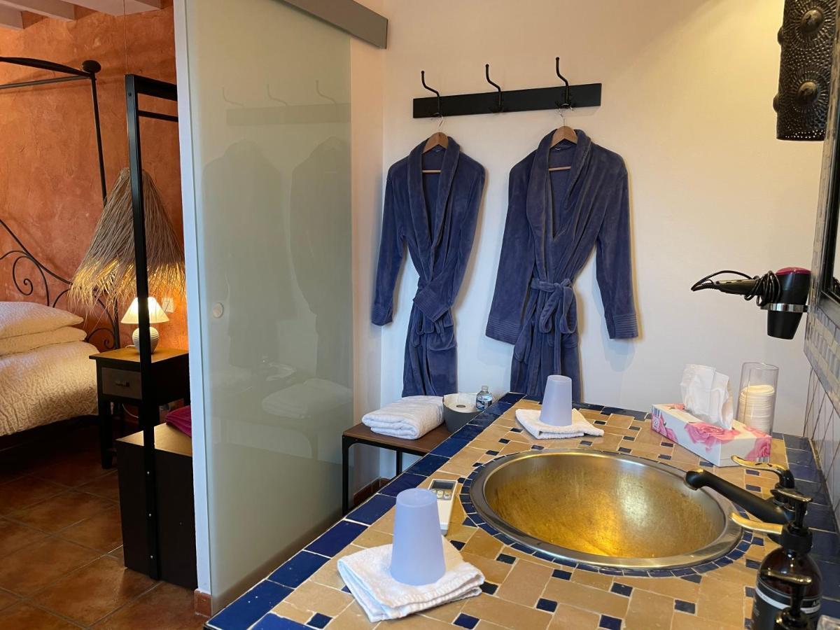 Chambres D Hotes Le Mas Julien Piscine Chauffee Adult Only Orange  Zewnętrze zdjęcie